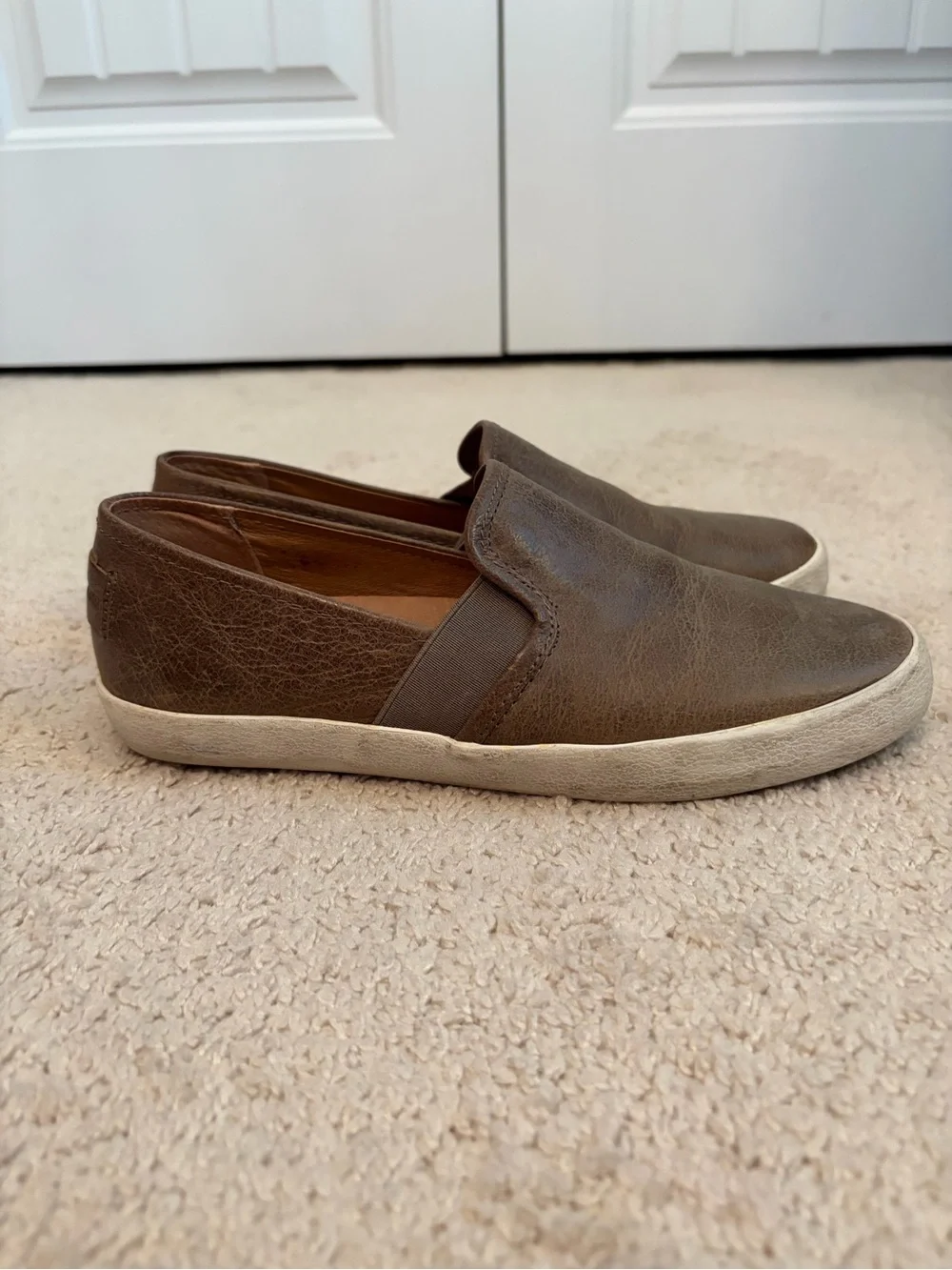 Frye Company Slip On Dylan Shoes Women Size 8M Leather Sneakers 3479264 Ash